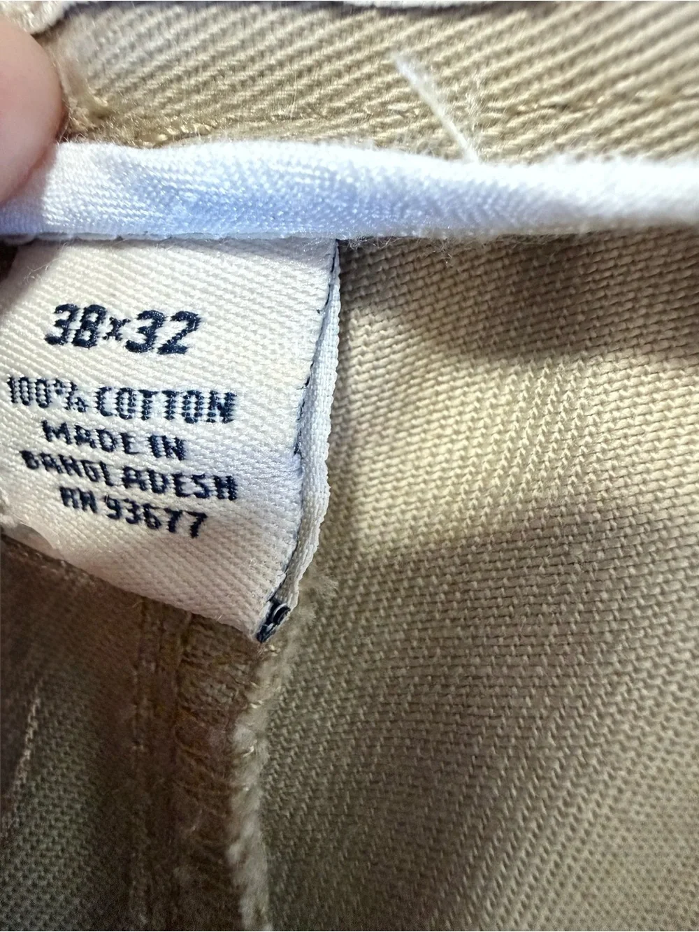 ST. JOHN’S BAY Worry Free Men's Beige Khakis Classic Fit Straight Twill 38